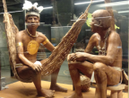 escena de vida precolombina en el Museo de Oro